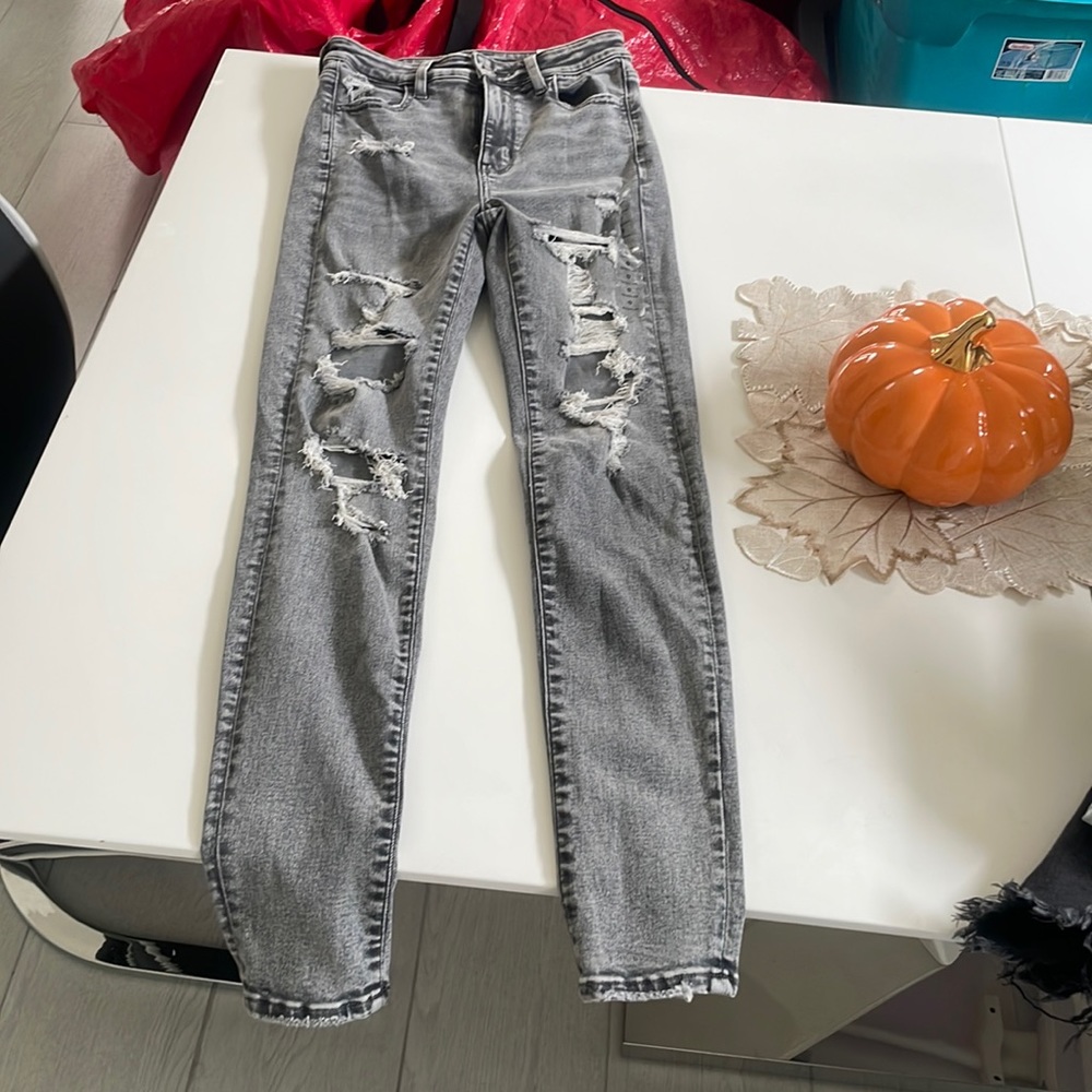 American Eagle Super High Rise Jegging